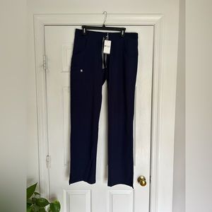 NWT Figs Medium Women’s Scrub Pants